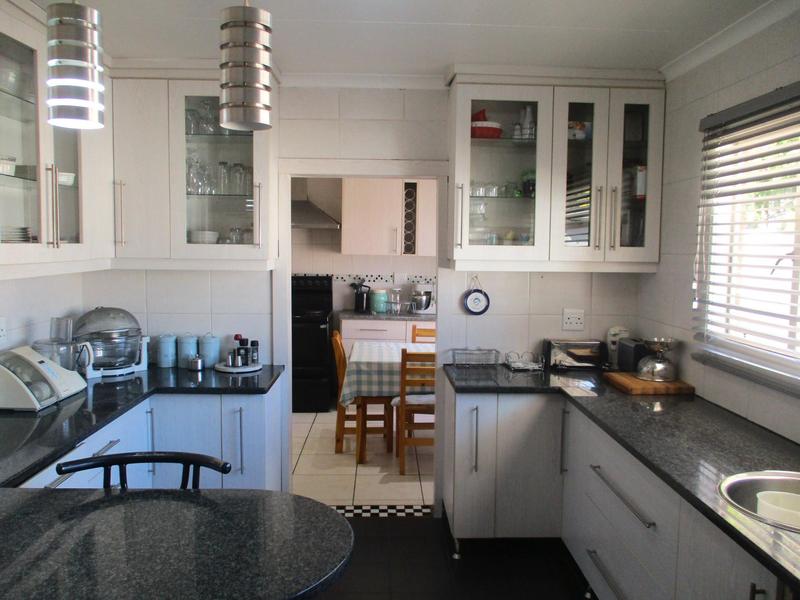 4 Bedroom Property for Sale in Pellissier Free State